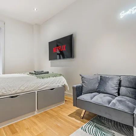 Apartmán Centre Luxe With Pool Table & Table Tennis Leeds (West Yorkshire)
