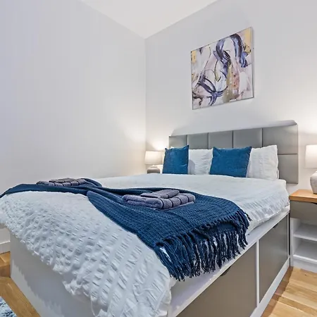 Apartmán Centre Luxe With Pool Table & Table Tennis Leeds (West Yorkshire)