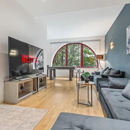 Apartmán Centre Luxe With Pool Table & Table Tennis *